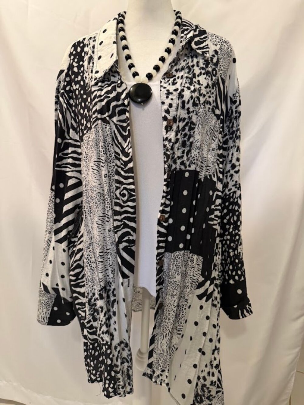 NWOT MULTIPLES Multicolor Asymmetrical Button Down Blouse (Rayon/Nylon) - 3x